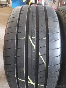 2xletní pneu 255/35/19. Goodyear.Runflat. - 3