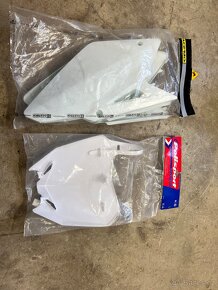 Plasty na Suzuki RMZ 450 - 3