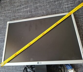 Monitor - 3
