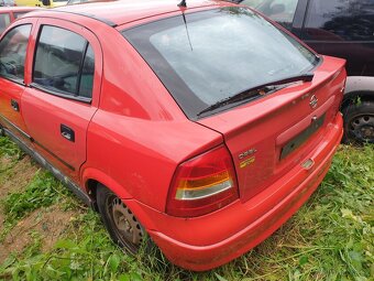 Opel Astra G 1.4 16V - 3