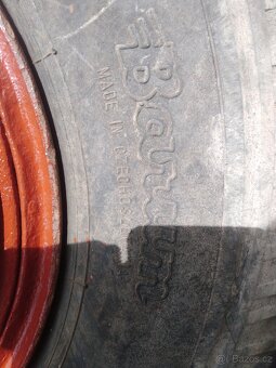 Kola vlek 5t, 8,25-15, vzorek 70% - 3