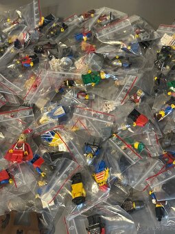Lego figurky Castle/Pirates/Western - 3