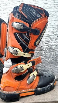 Nabízím boty Gaerne vel. 44 - 3