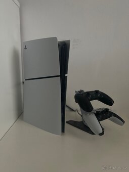 PlayStation 5 Fortnite edition + 2 originální ovladače + nab - 3