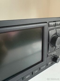 Audi radio - 3