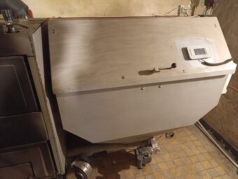 Viadrus U 26 (5článek, velká násypka) 25kW, 4.emisní třída - 3