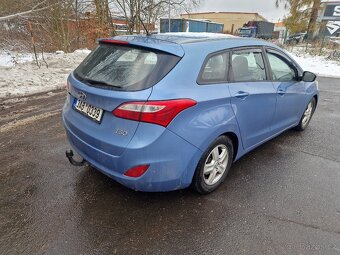 Hyundai i30, 1,6crdi 81kw - 3