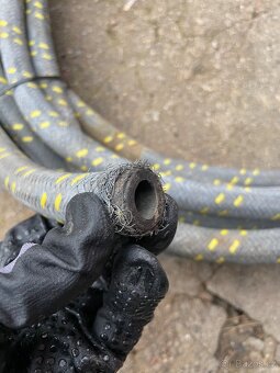 Hadice s ochranným opletem - 3