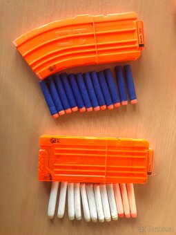 Nerf Sharpfire N- Strike Elite Blaster s příslušenstvím a z - 3