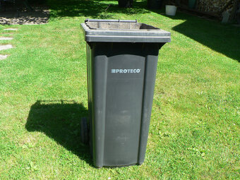 Plastová popelnice s kolečky - 3