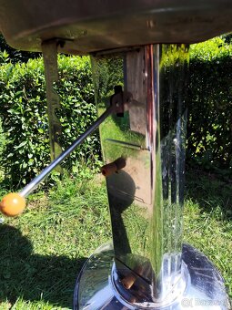 Nerezový sloupový gril - 3