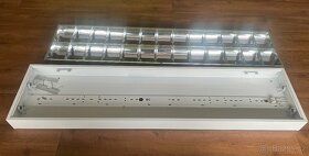 Stropní zářivkové svítidlo s mřížkou pro 2xT8 LED trubice G1 - 3