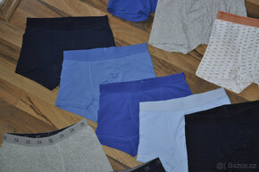 13 kusů boxerek Zara, H&M,vel. 10-12 let, zdarma 2x pyžamové - 3