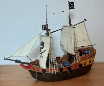 HRAD A LOĎ OD FIRMY PLAYMOBIL - 3