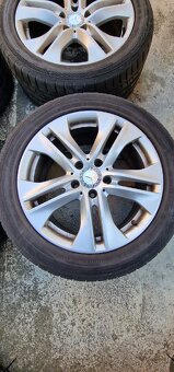 Kola Mercedes-Benz E212 245/45R17 - 3