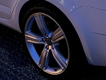 ALU kola 19” rozteč 5/112 + nové pneu 235/35/19 - 3