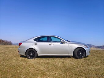 Lexus IS 250 V6 153 kw - 3