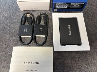 Externí SSD Samsung Portable T7 Shield 1 TB - 3
