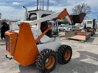 SMYKOVÝ NAKLADAČ BOBCAT 825 - 3