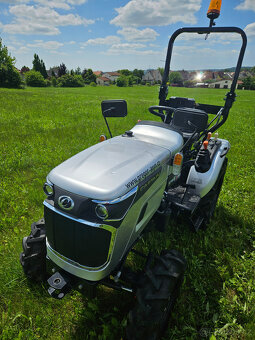 Malotraktor Captain 263 předváděcí stroj - 3