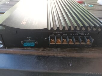 Zesilovač a subwoofer - 3
