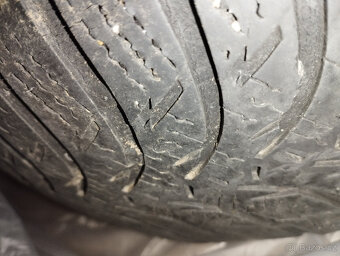 Pneumatiky zimní Winterhawk 185/60 R 14 na plechovích discíc - 3