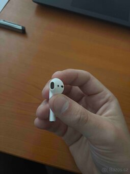 Apple AirPods 2019 + Apple nabíjecí kabel - 3
