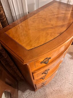 Komoda v top stavu - 5 šuplíků, kvalitní nábytek - 3