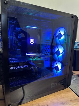 RTX 5070, Ryzen 5  7500F - 3