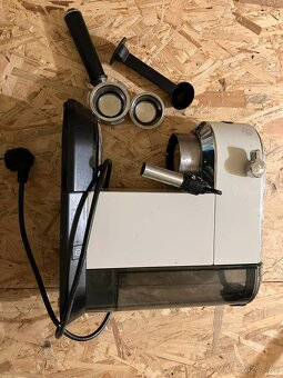 Kávovar DeLonghi EC 685.W - 3