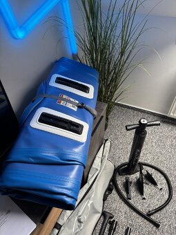 Paddleboard 335×83×15 cm, lehký a s kompletní výbavou - 3