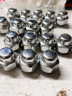 20x matice matky Mazda CX5 - 3