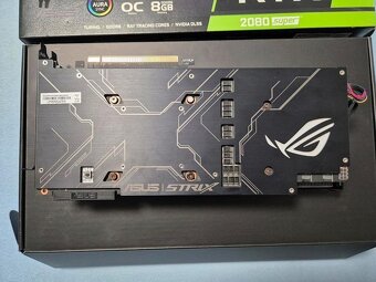 ASUS ROG Strix RTX 2080 Super OC 8 GB - 3