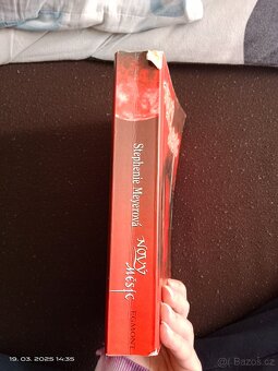 Kniha - Nový měsíc - 3