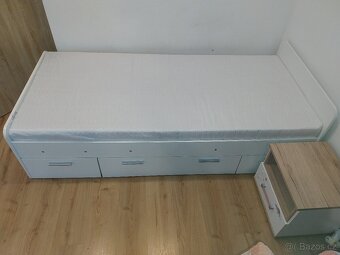Postel+noční stolek - 3