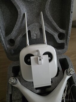 Dron DJI Phantom - 3