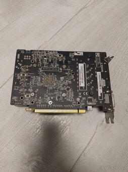 Grafická karta - SAPPHIRE PULSE Radeon RX 570 MINI ITX - 3