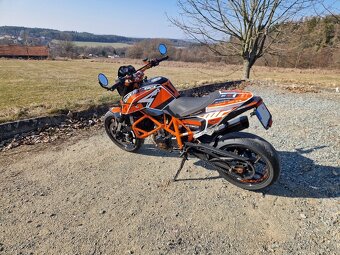 KTM Duke 690 R A2 - 3
