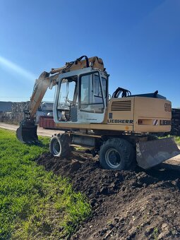 Liebherr 900 - 3