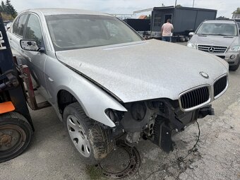 BMW E65 735i - 3