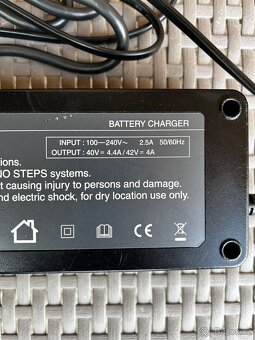 Nabíječka Shimano EC-E6000 pro elektrokola - 3