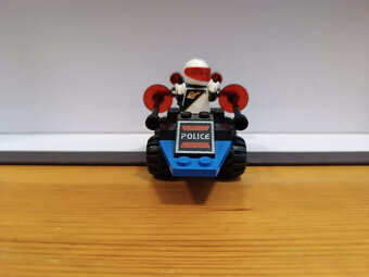 LEGO Space 6831 Message Decoder - 2 - 3