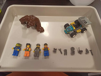 LEGO Rock Raiders 4990 Rock Raiders HQ +návod - 3
