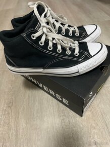 Converse vel.39,5 - 3