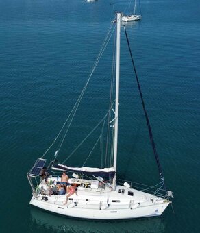 Plachetnice Beneteau Oceanis 331 Victoria - 3
