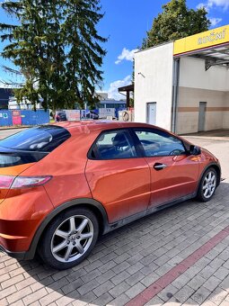 Honda Civic 8g 1.8 i-Vtec, manuál - 3