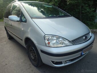 Ford Galaxy rok výroby 2005 2.3 103kw benzín ,auto je v cajk - 3