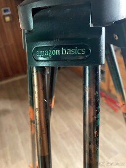 Stativ Amazon Basics – funkční, používaný - 3