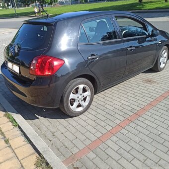 Prodej Toyota Auris - 3