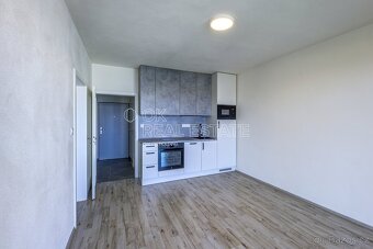 Pronájem bytu 2+kk, 45 m2 - Plzeň - Jižní Předměstí - 3